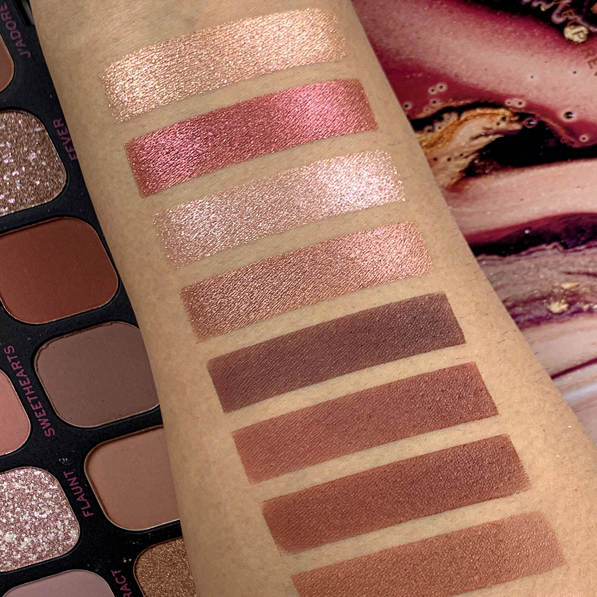 Forever Flawless Allure Eyeshadow Palette