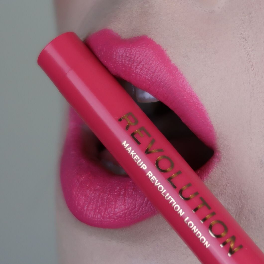 Revolution Velvet Kiss Lip Crayon Cutie